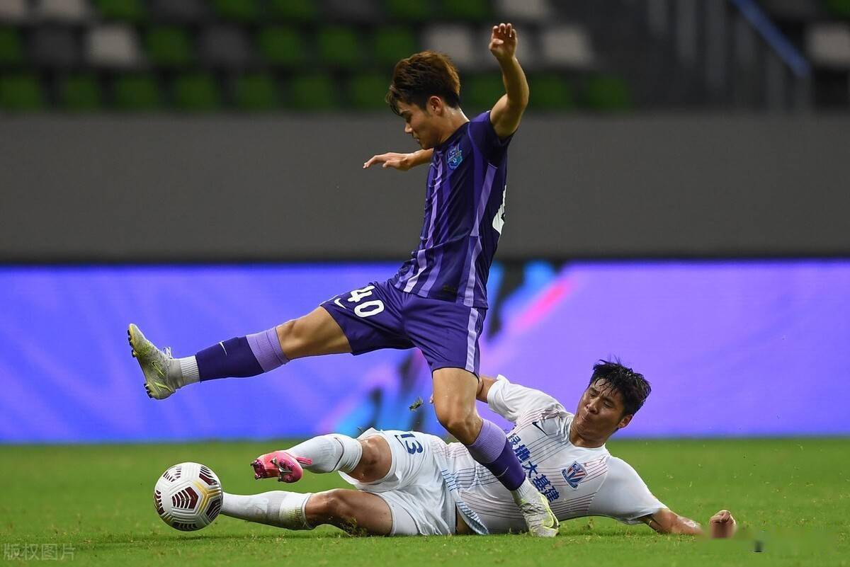 关于赛前突围战来临，天津津门虎围绕全明星赛再遭质疑，话题不断，团队化学反应显著的信息