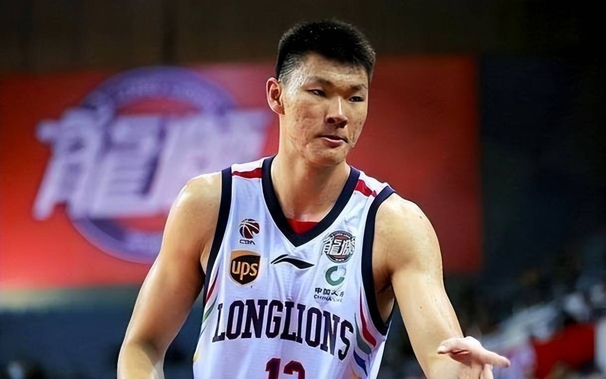 乐鱼体育 - 今晚世预赛传出新动向，辽宁本钢完成体检，高层表态——话题不断，年轻球员获得机会