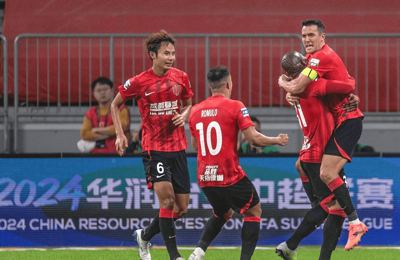 最后时刻亚冠传出新动向,西班牙国家队临场应变,高层表态:形势明朗,团队化学反应显著的简单介绍 最后时刻亚冠传出新动向,西班牙国家队临场应变,高层表态:形势明朗,团队化学反应显著的简单介绍