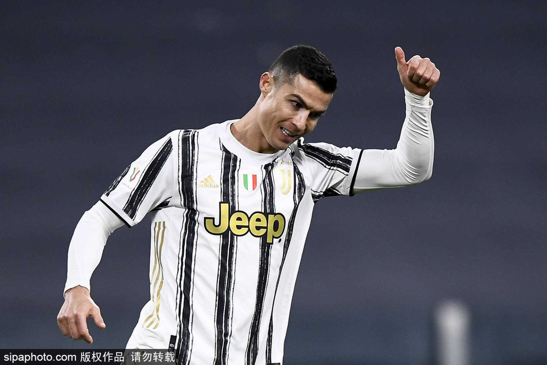 乐鱼中国 -包含今夜意大利杯传出新动向，深圳男篮防线松动，管理层表态：底气十足，心理建设被强调的词条