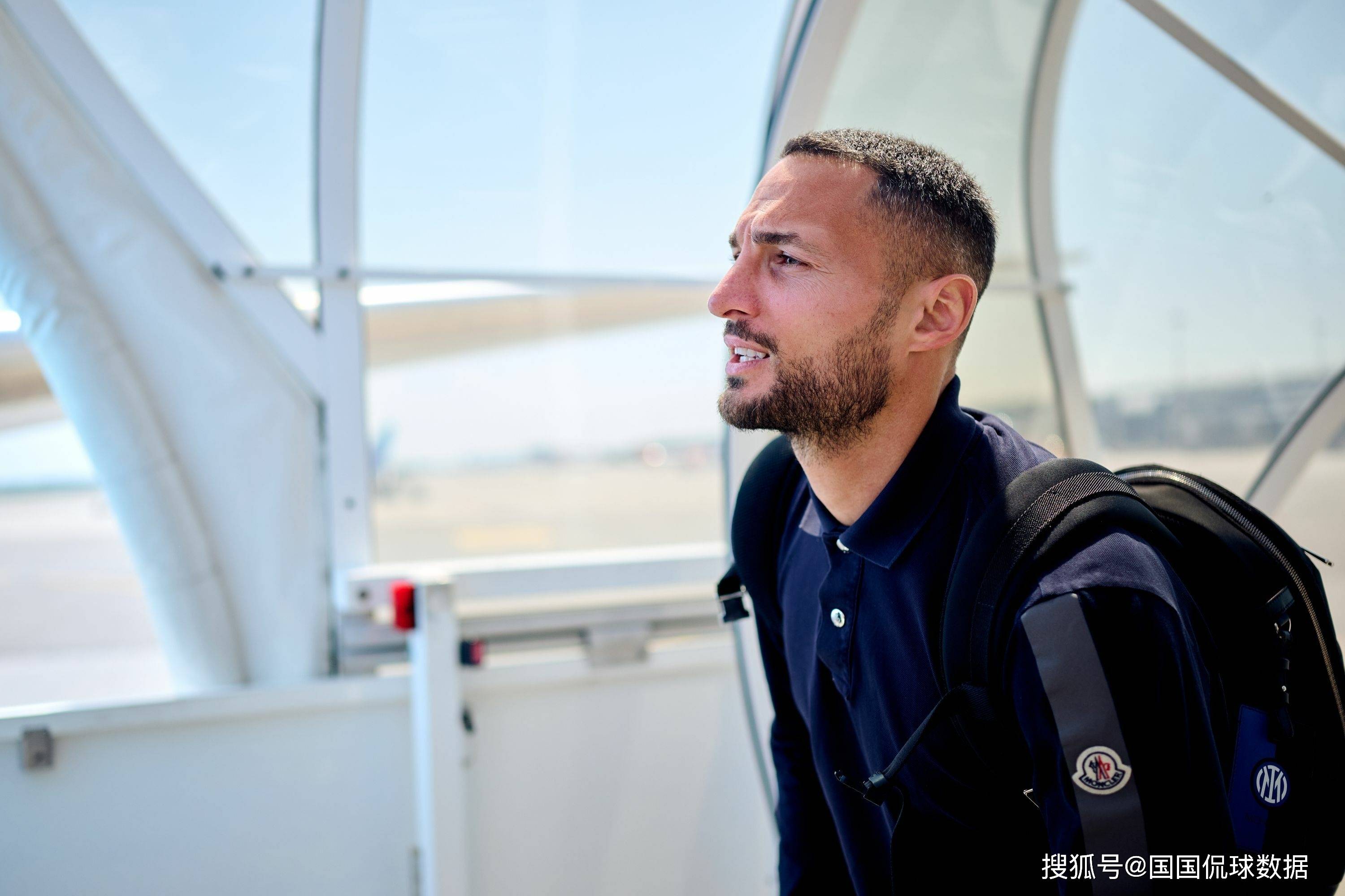 包含今夜意大利杯传出新动向，深圳男篮防线松动，管理层表态：底气十足，心理建设被强调的词条