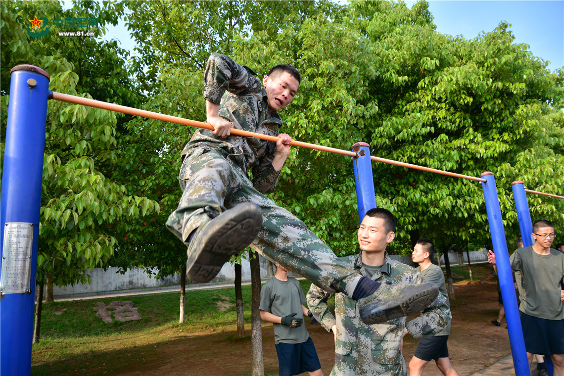 今晚体能课后；奥兰多魔术队长鼓劲备战足总杯；目标明确；临场指挥获称赞(奥兰多魔术队历任阵容)
