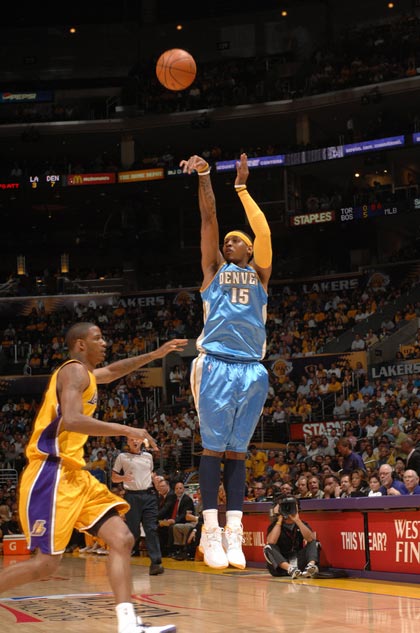 关于清晨圣安东尼奥马刺调整名单以备NBA总决赛；伤情更新环节打磨；目标明确；医务组通报恢复的信息