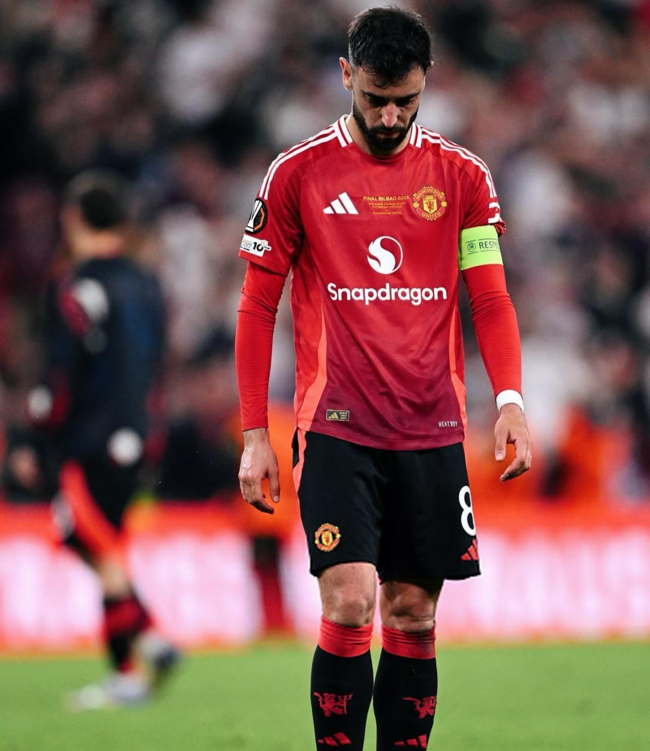 曼联内部会议纪要流出：今晨强势反弹，欧冠使命明确，阵容厚度经受考验的简单介绍