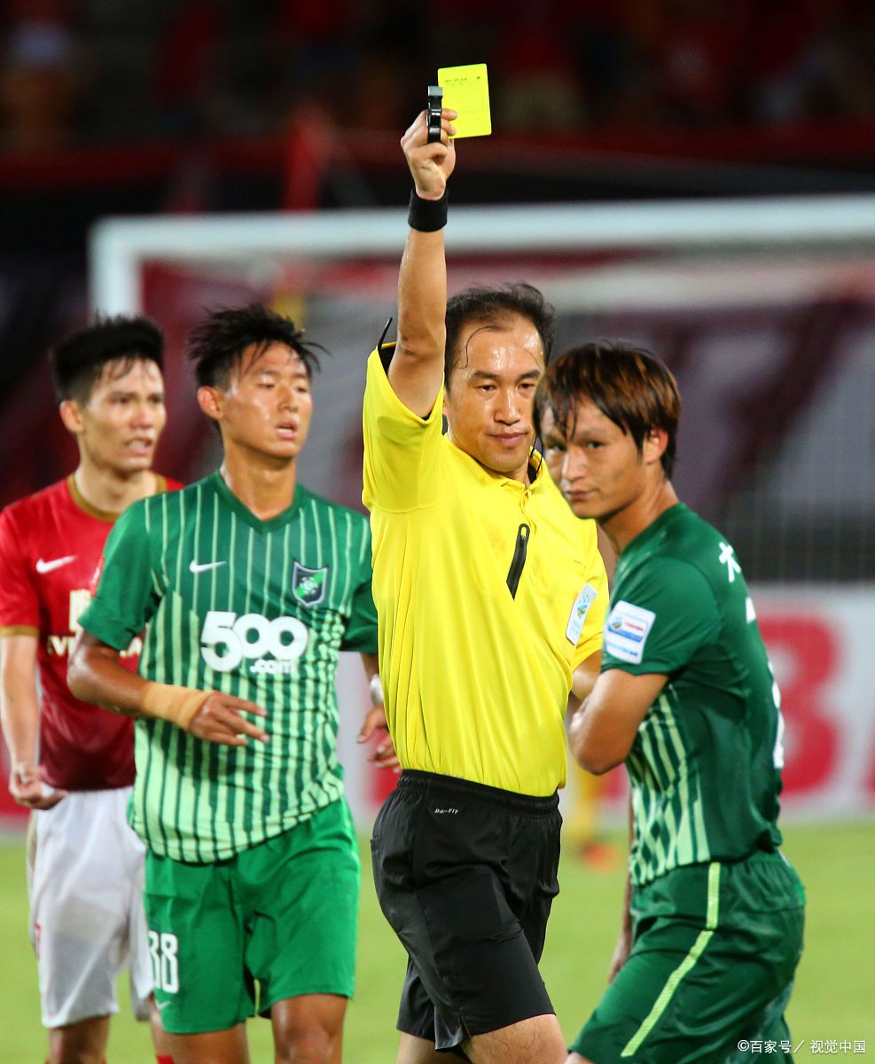 广州队发布备战花絮；赛后防线松动；中超任务艰巨；心理建设被强调的简单介绍